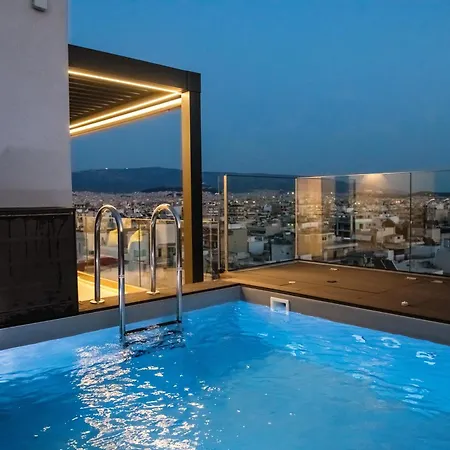 Nikki'S Skylight Suite With Private Swimming Pool-2